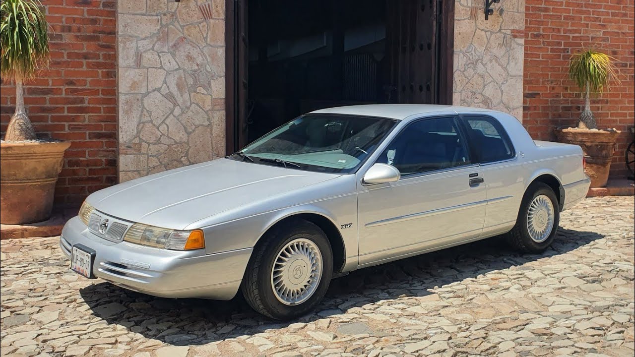 Cougar XR7 Con Solamente 9,000 kilómetros