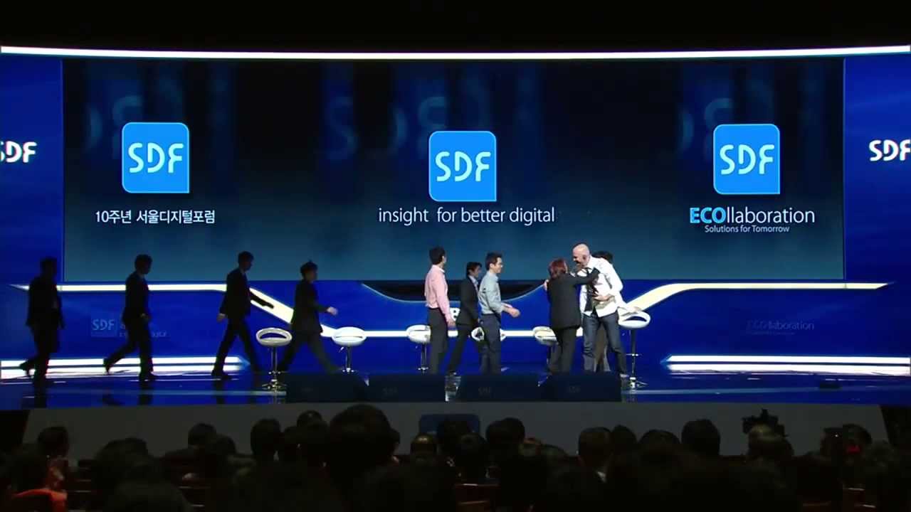 [SDF2013] From the EyeWriter to the eyeCan