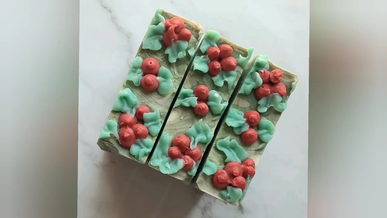 Making A Holiday Soap | Winter Berry Tallow Cold Process Soap