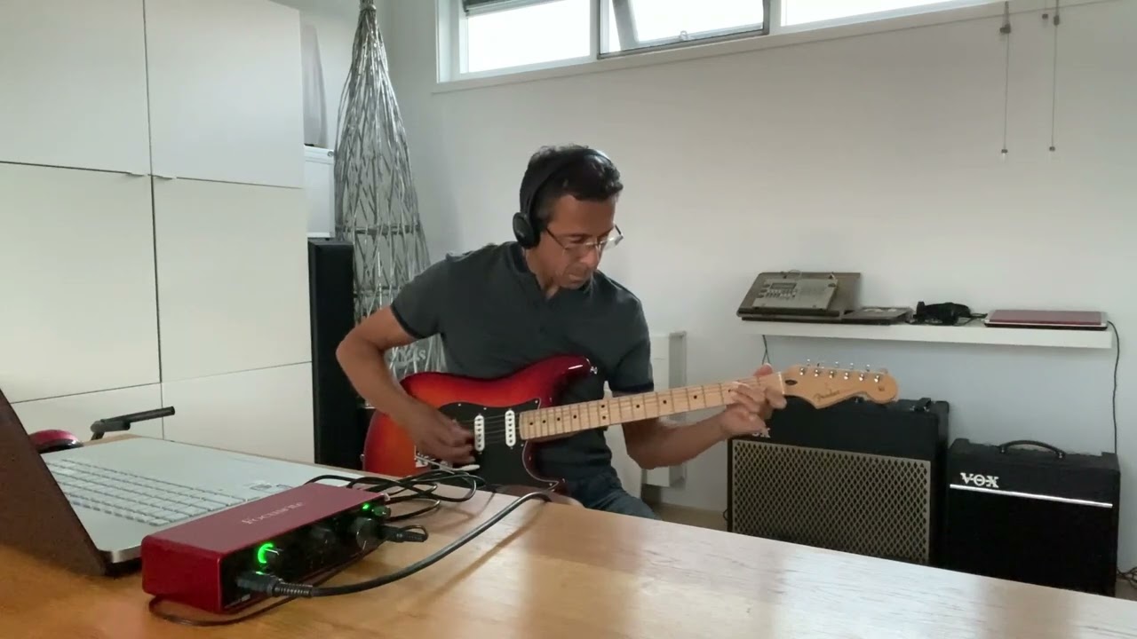 The Shadows, Mustang - cover played by Annies