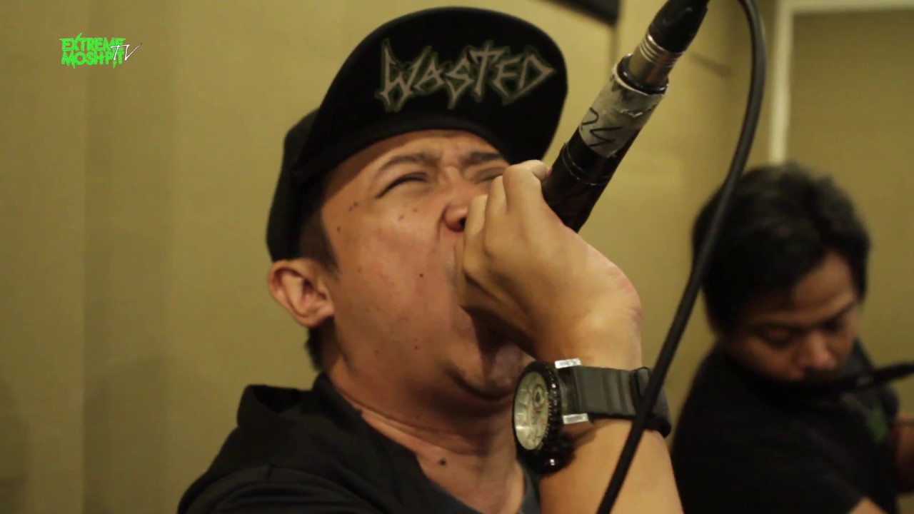 Extreme Moshpit 