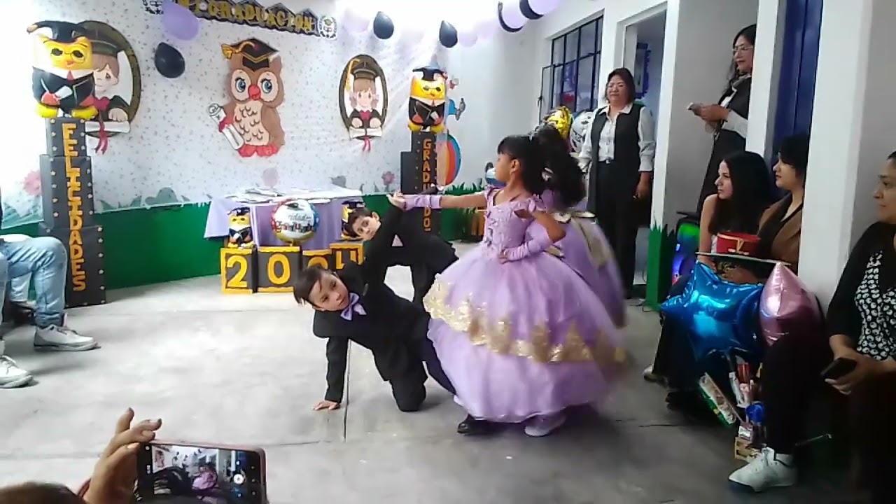 Se Busca vals kinder