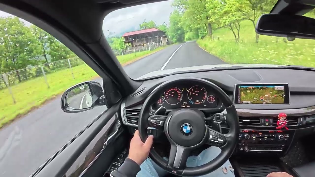 BMW X5 XDRIVE 40D: Rainy POV Drive
