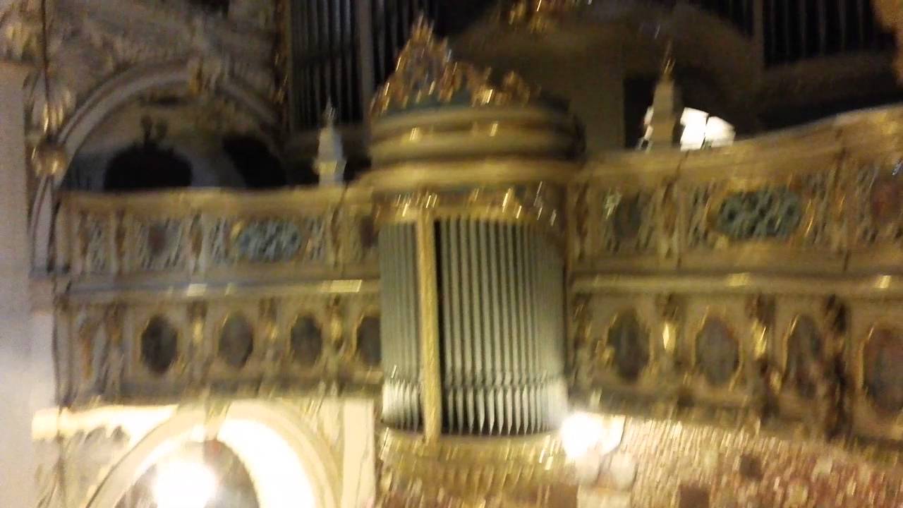 Jasna Góra - Odsłonięcie Obrazu. Hejnał Jasnogórski | Matko Najświętsza. Nagranie z chóru muzycznego