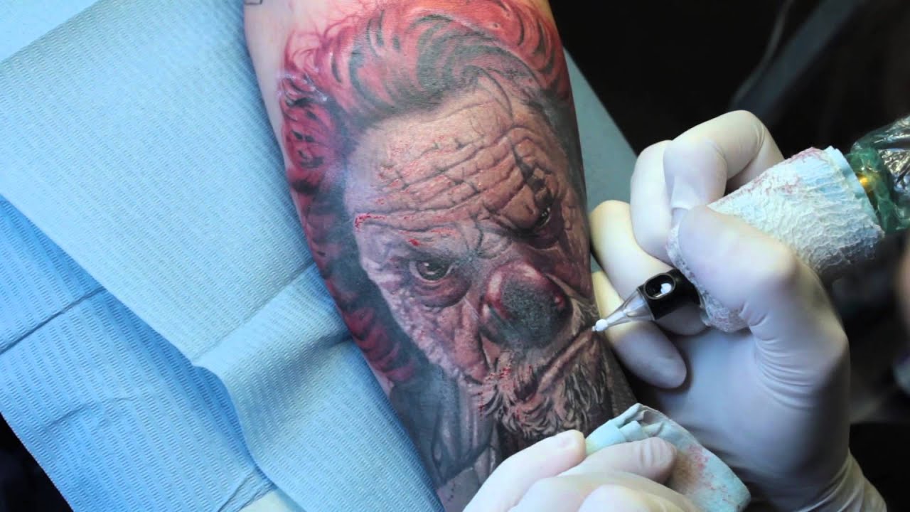 Alex De Pase - How it's made! - The Old Clown - Realistic Tattoo - Tatuaggio realistico