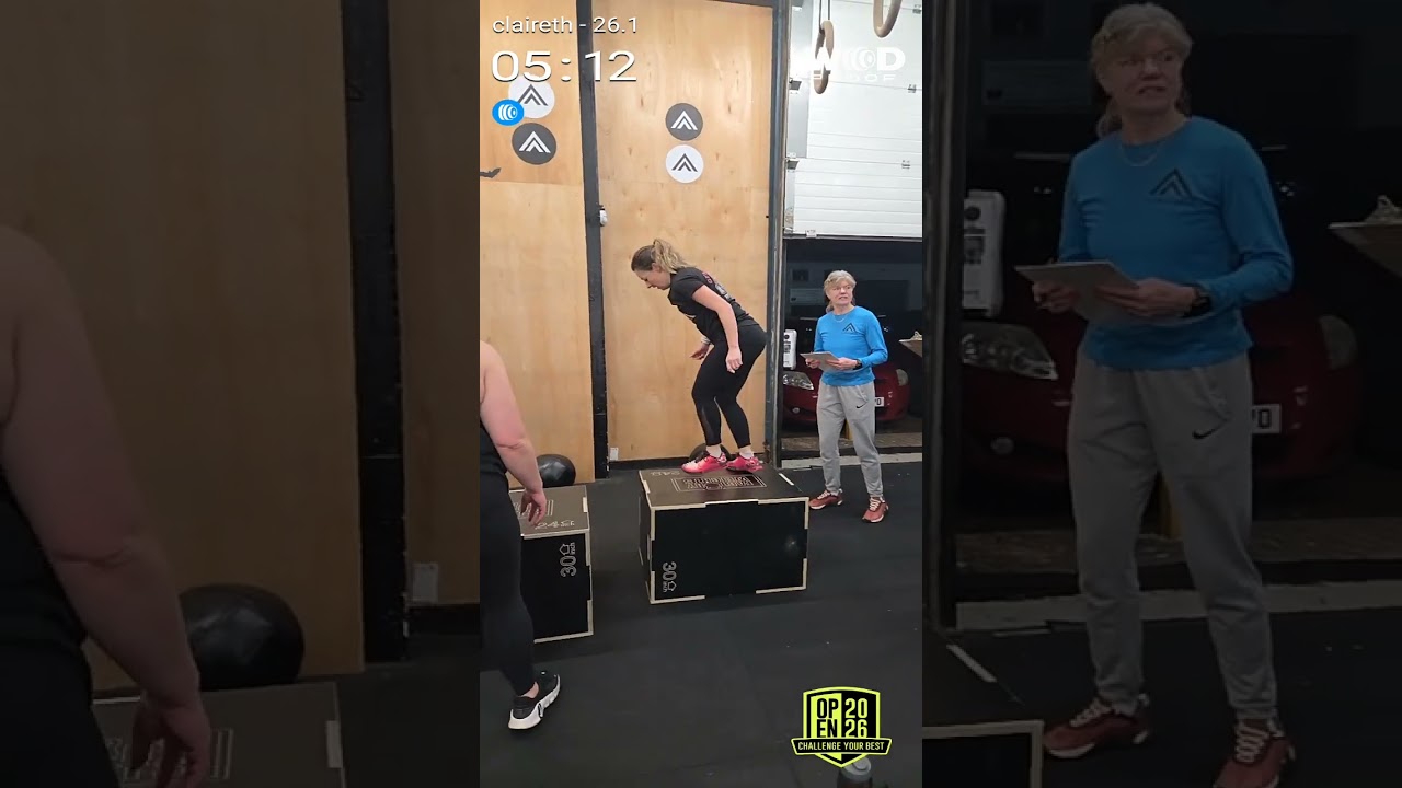Claire Thomas crossfit Games 26.1