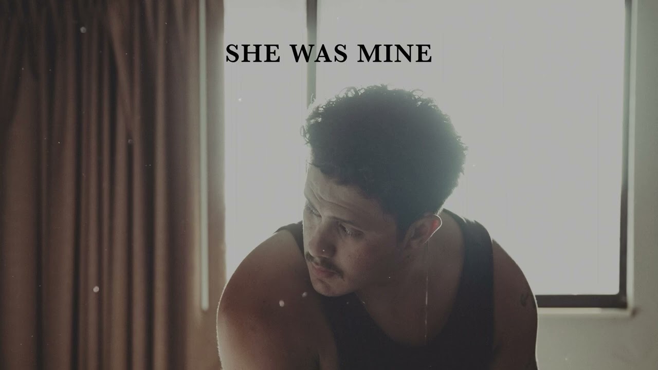 Roman Alexander - She Was Mine (Official Audio)