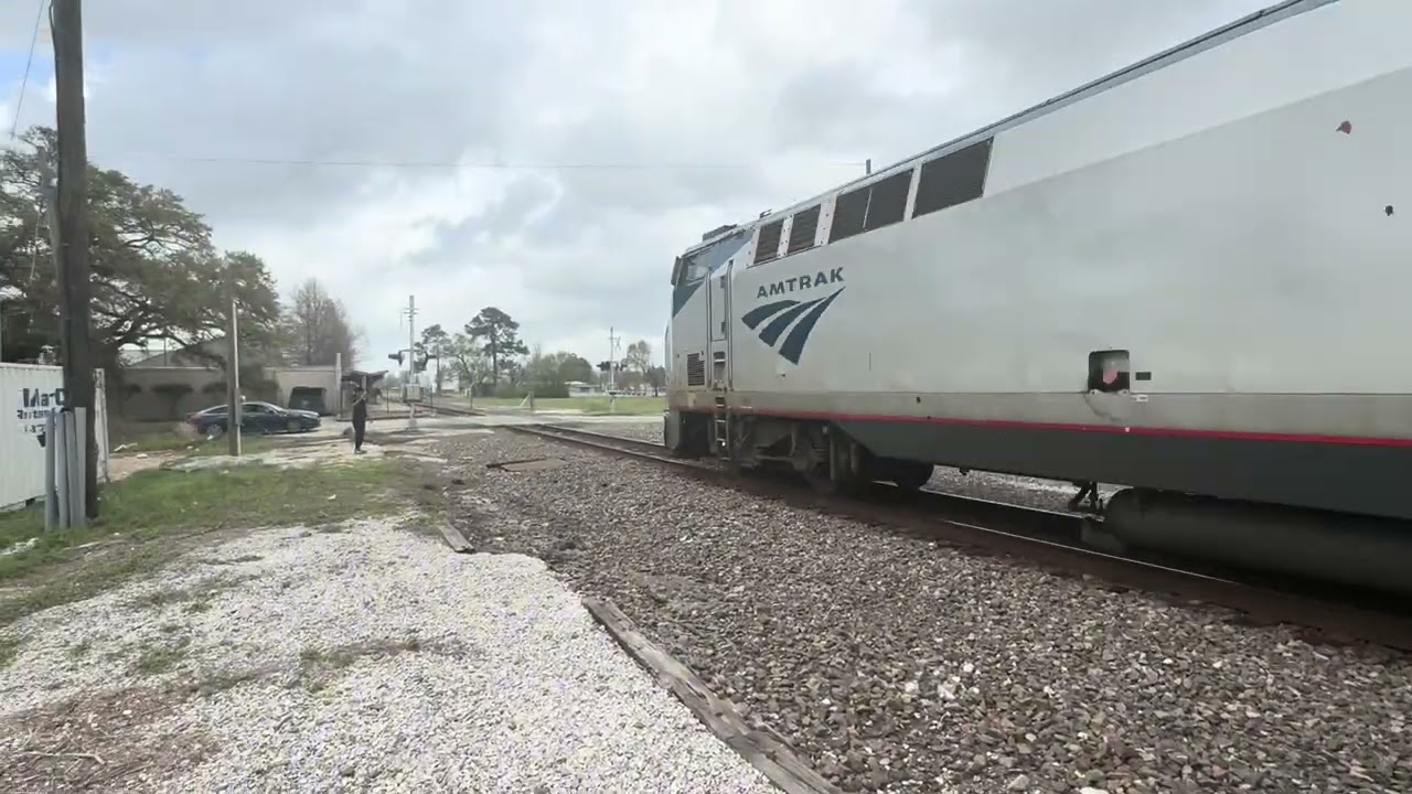 Amtrak sunset limited #1 30 & 147 with hornshow and nice K5LA horn.