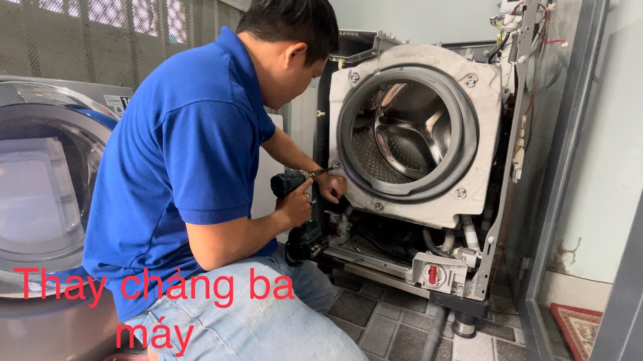 Thay chảng ba máy giặt Electrolux 9,5kg