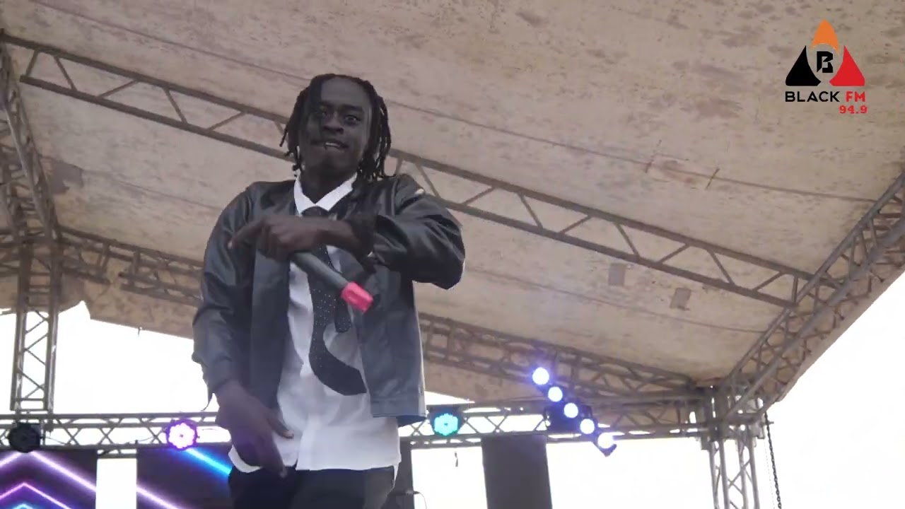 MELODICA ARABEMEJE ABA FAN KO YARAKWIYE KWUGURURA IKIRORI CA BLACK FM FESTIVAL b