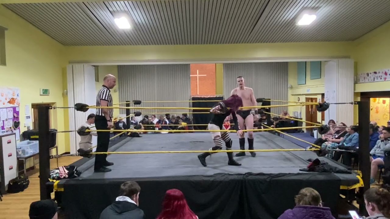 Титул Full Throttle: Нейт Аякс против Спектры: House of Pain Wrestling, Сент-Эннс, 01.01.2016
