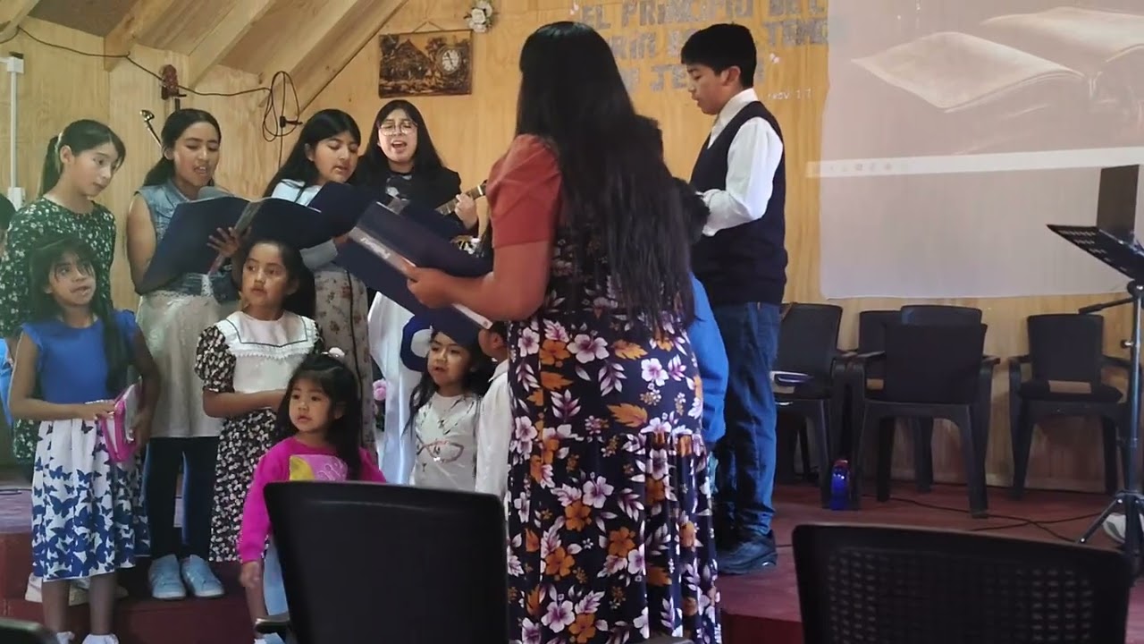 Alabanzas La barca grupo de niños de la iglesia de Cruzaco, Icalma/Chile 