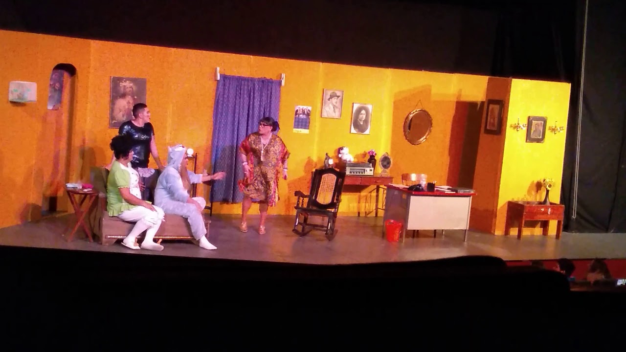 Las Señoritas Treviño feat Ñekas El Show