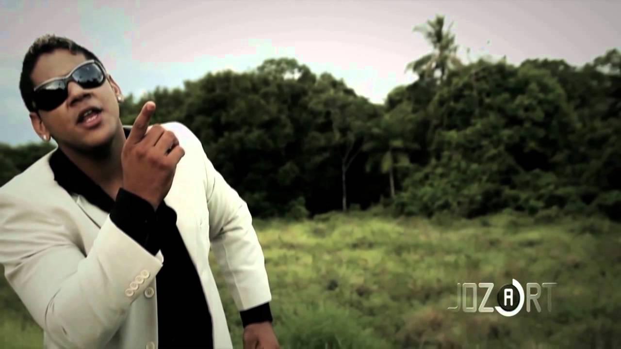 SWING DO AMOR - ME FAZ SONHAR - CLIPE OFICIAL 2012