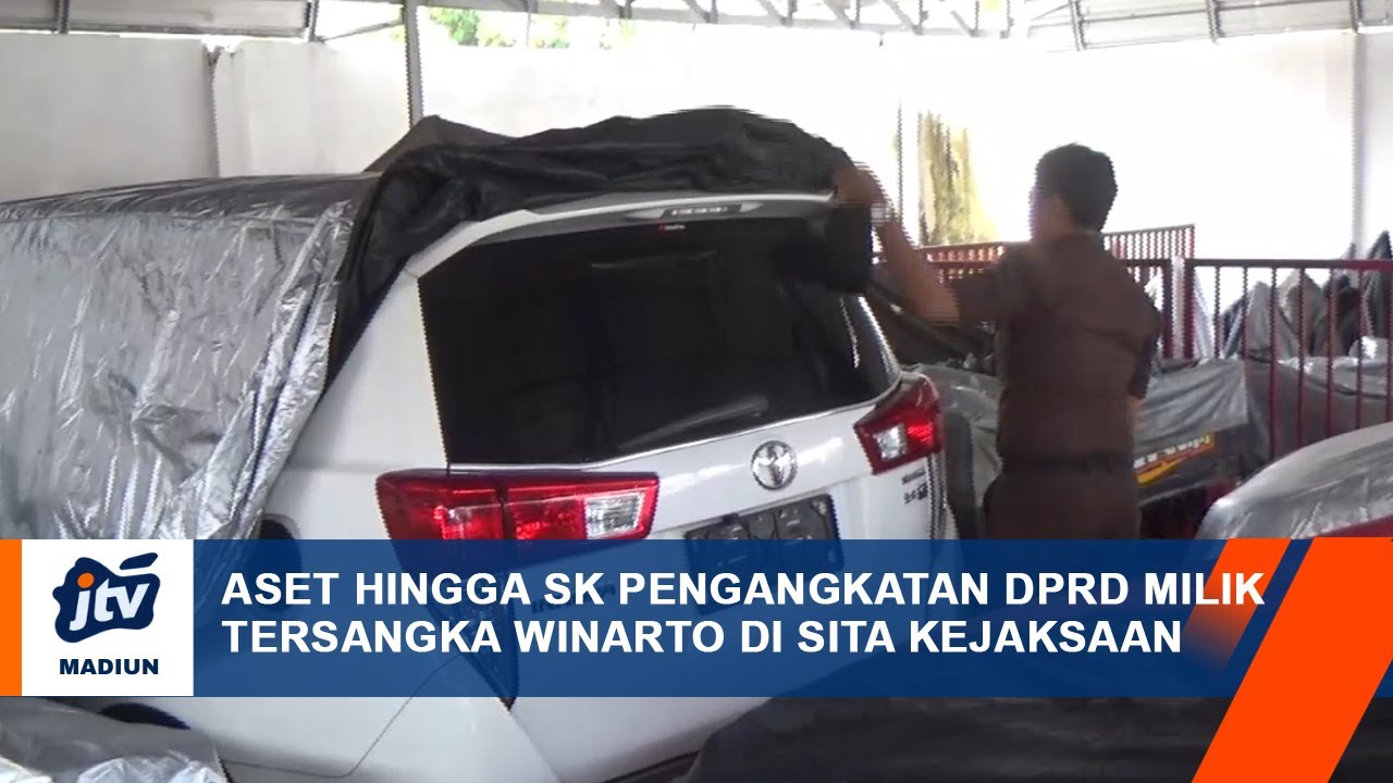 NGAWI &ndash; Aset Hingga SK Pengangkatan DPRD Milik Tersangka Winarto Disita Kejaksaan