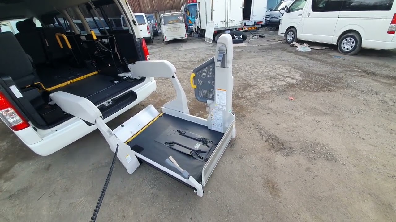 Toyota hiace  хайс спец машина для инвалидов калясочников
