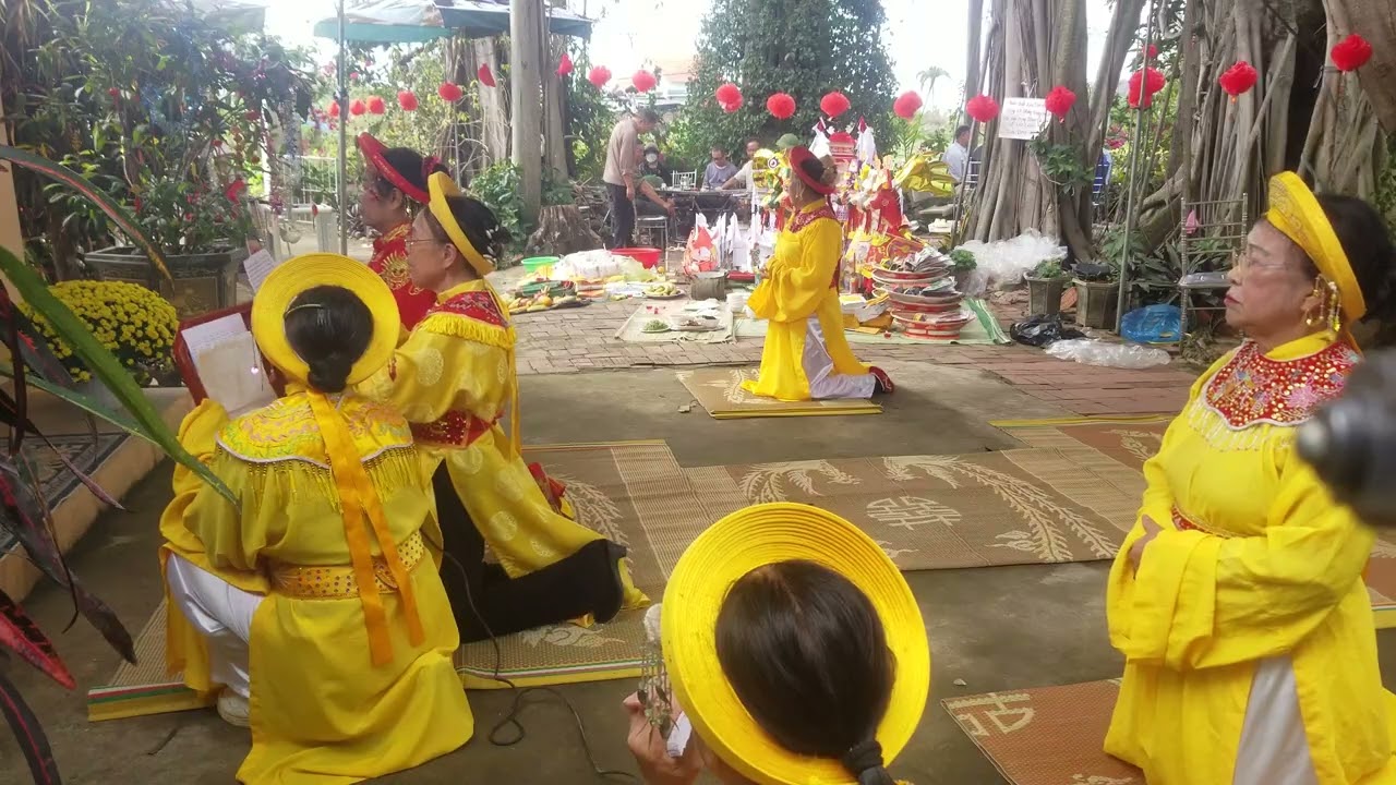 Đọc văn tế lễ miếu làng Yên Cư năm Bính Ngọ 