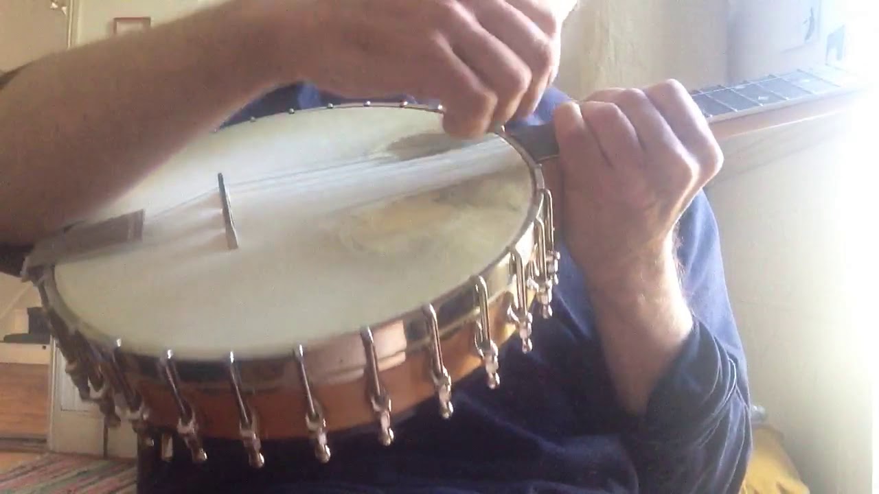 5. Basic clawhammer lick: finger nails, height of the hand, angle of strike