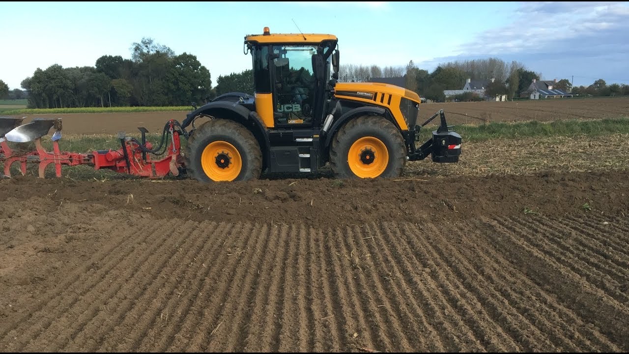 Essai du tracteur JCB Fastrac 4220