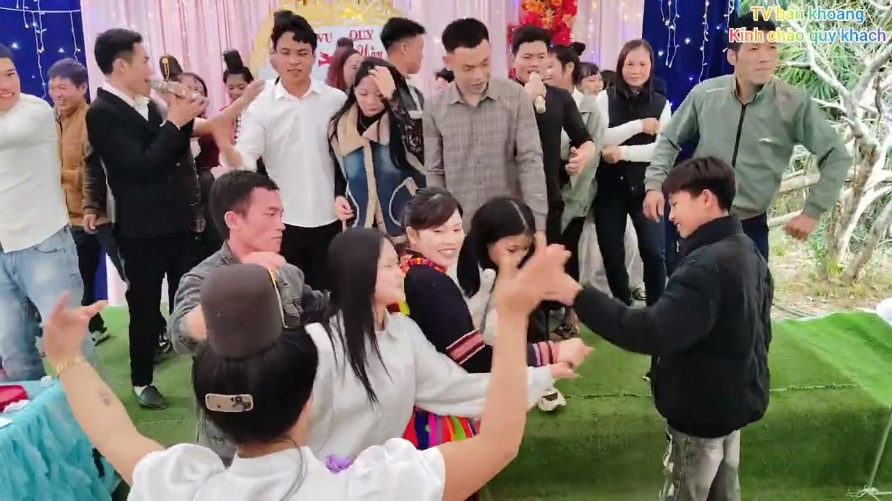 Hot girl phấy xuông cà nàng quá nhiệt tình