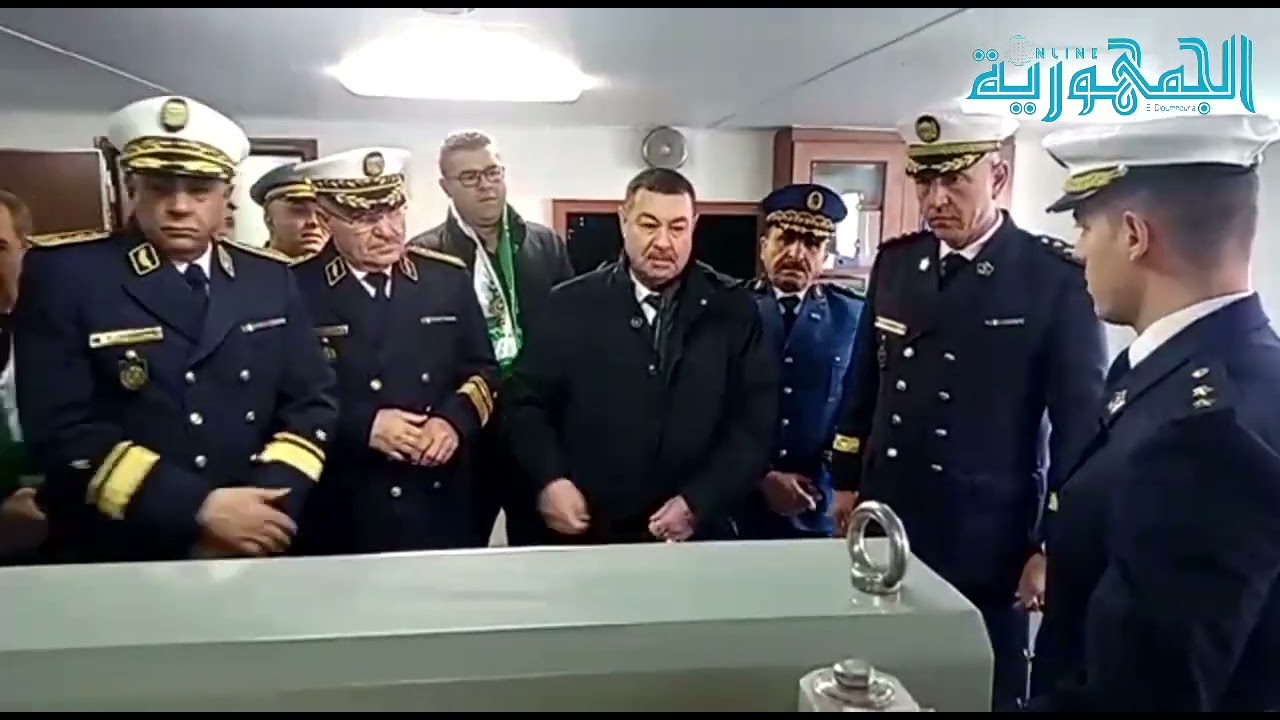 أبواب مفتوحة على القاعدة البحرية الرئيسية المرسى الكبير