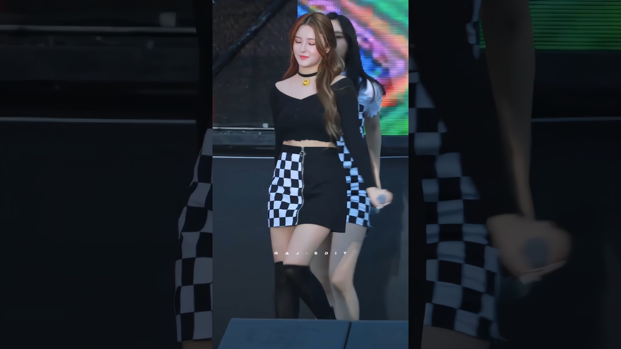 Nancy Momoland BTS V | Raj Edit | Nancy x BTS V #shorts #ytshorts #kpop
