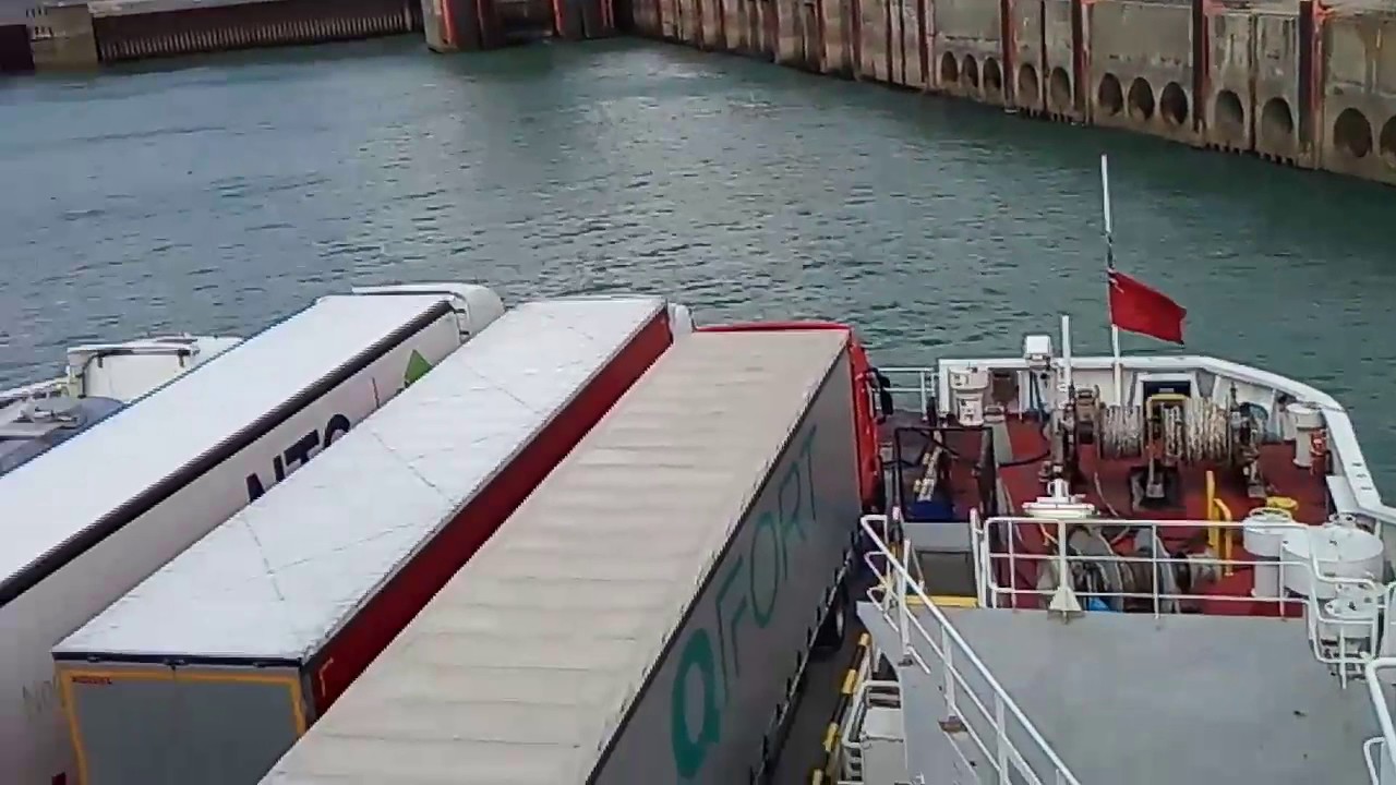 Anlegeman&ouml;ver Dover
