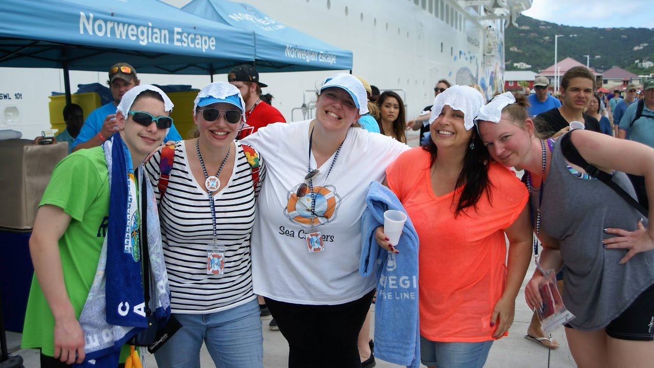 Taking Care of Drunk Amy &bull; Night 5 on the Ship &bull; Sea Cruisers Group Cruise [ep17]