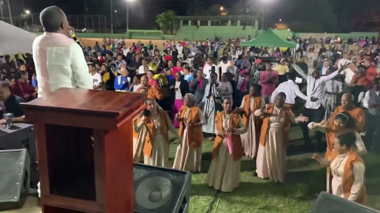 En espíritu y en verdad 🔥 coro pentecostal  ⚔️ Manolo García 