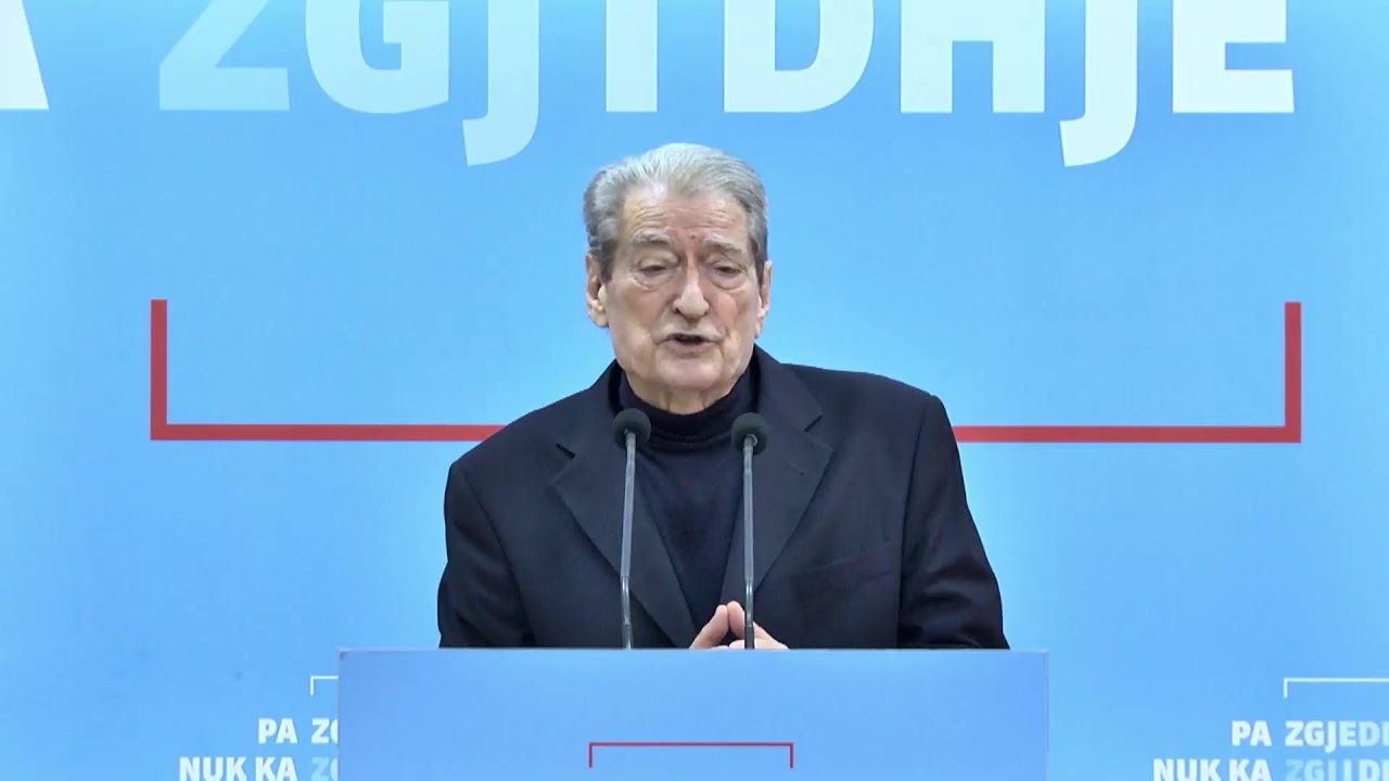 Kryetari i PD, Prof. Dr. Sali Berisha konferencë me gazetarët salla 