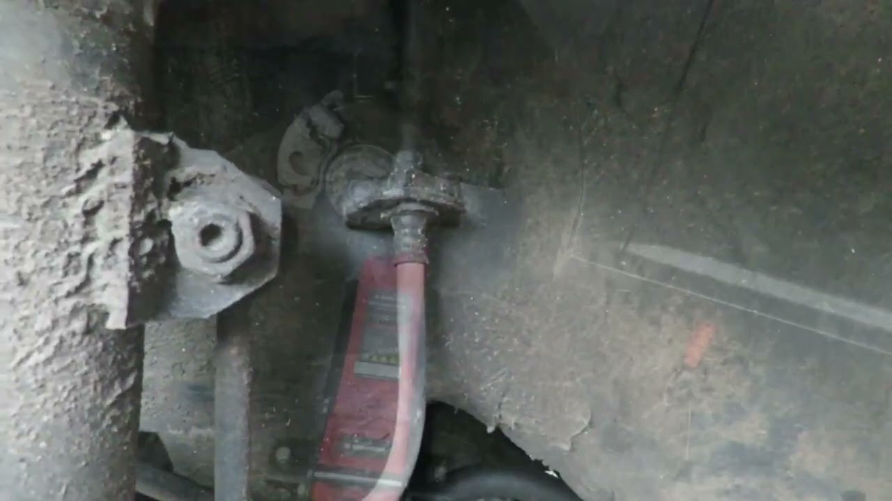 Toyota T25 VA Dämpfertausch mit Domlagern(2003-2008)