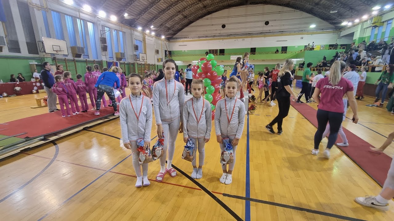 Božićni turnir Samobor, 2022. Kadetska ekipa, Gimnastički klub 