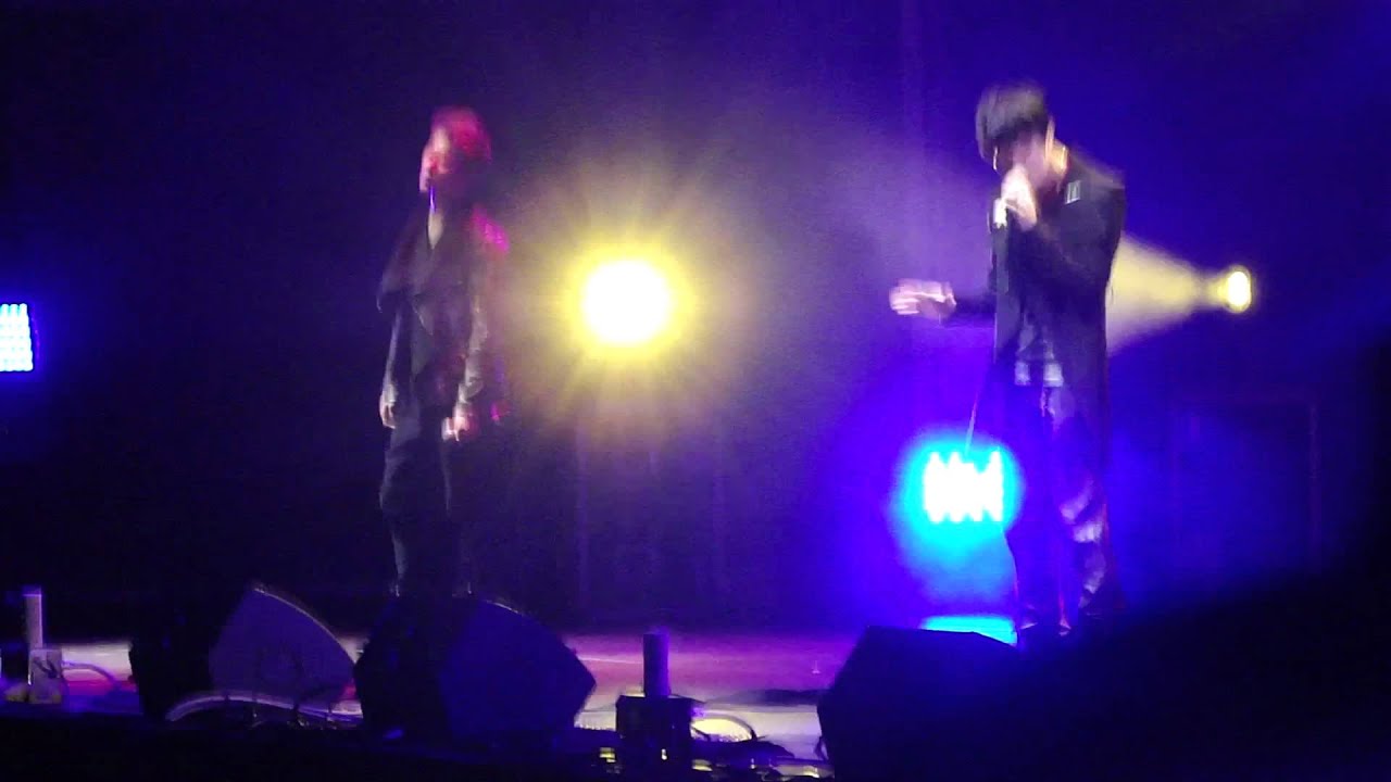 JYJ Concert in Barcelona - Fallen Leaves (29-10-2011)
