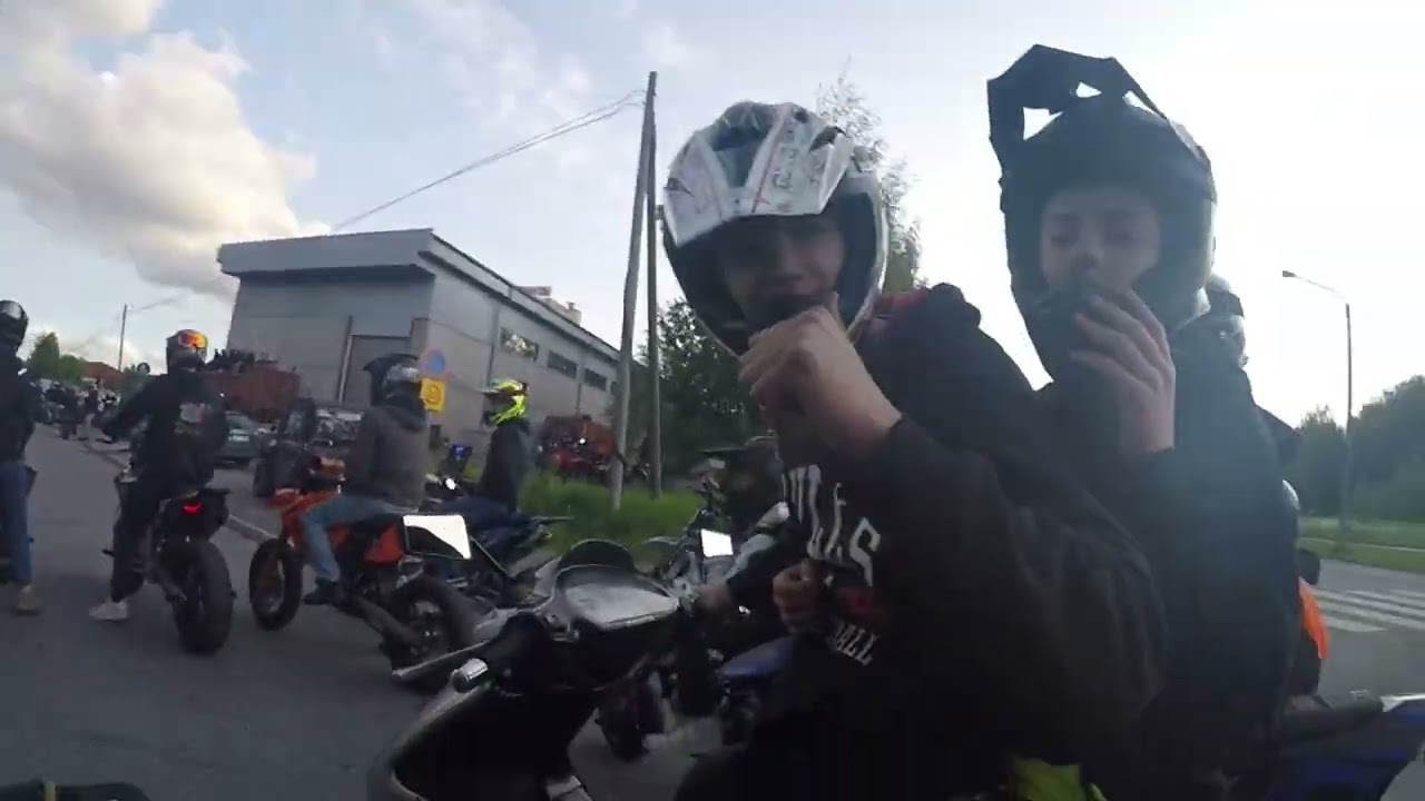 H&auml;meenlinnan miitti + jtn stunttailua