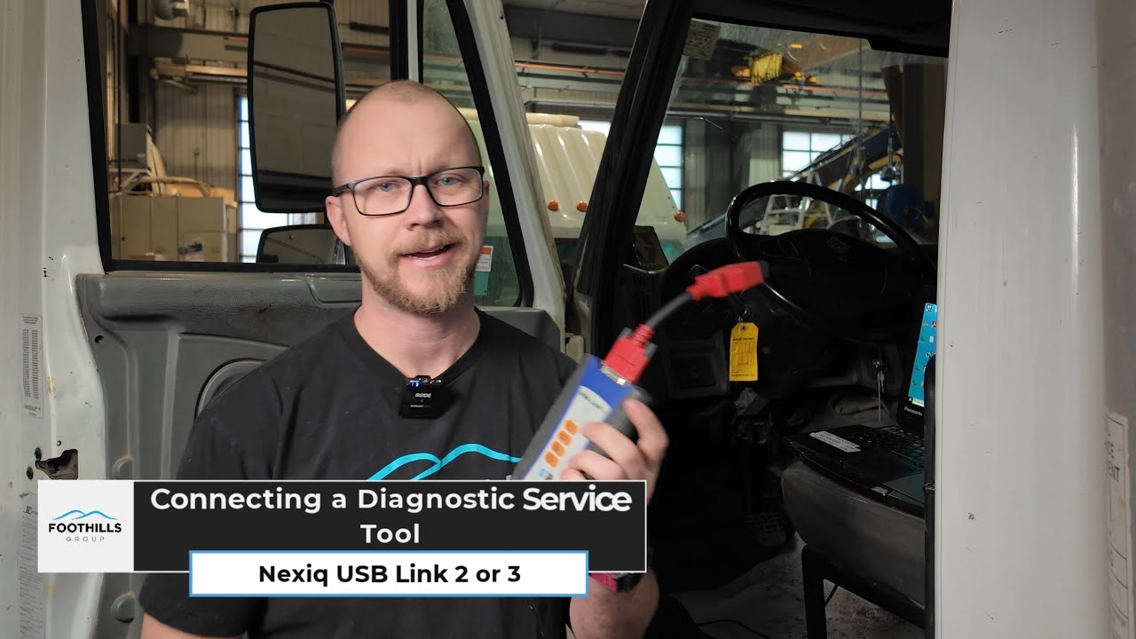 Connecting Commercial Truck Diagnostic Service Tool