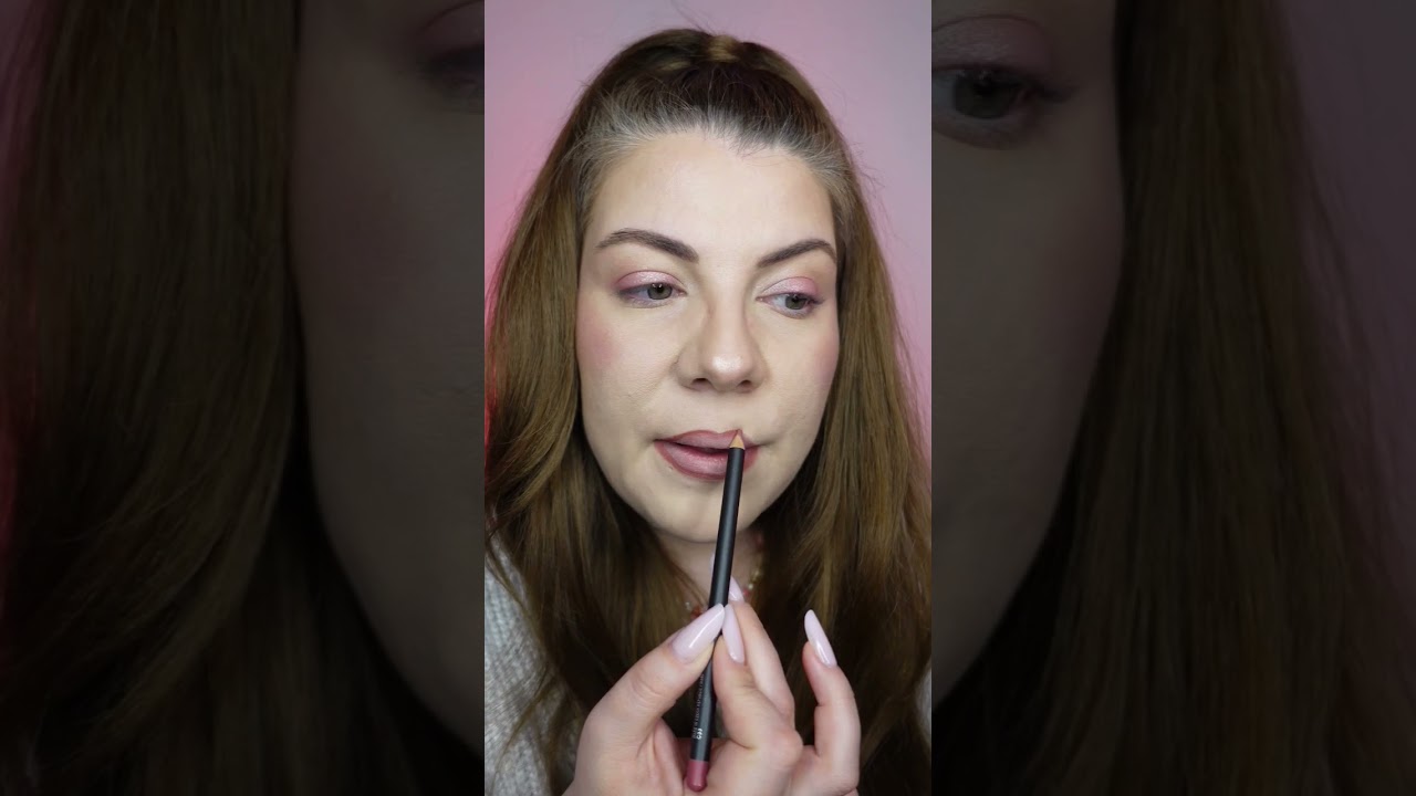 MAC lip combo Soar & Fleshpot 💋 #makeuptutorial #lipcombo #maccosmetics #makeupartist #makeup