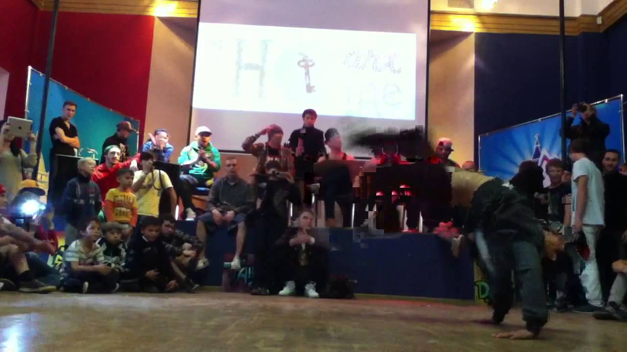 BBoy Seed VS BBoy Fast Legs-MAD STYLE JAM 2012