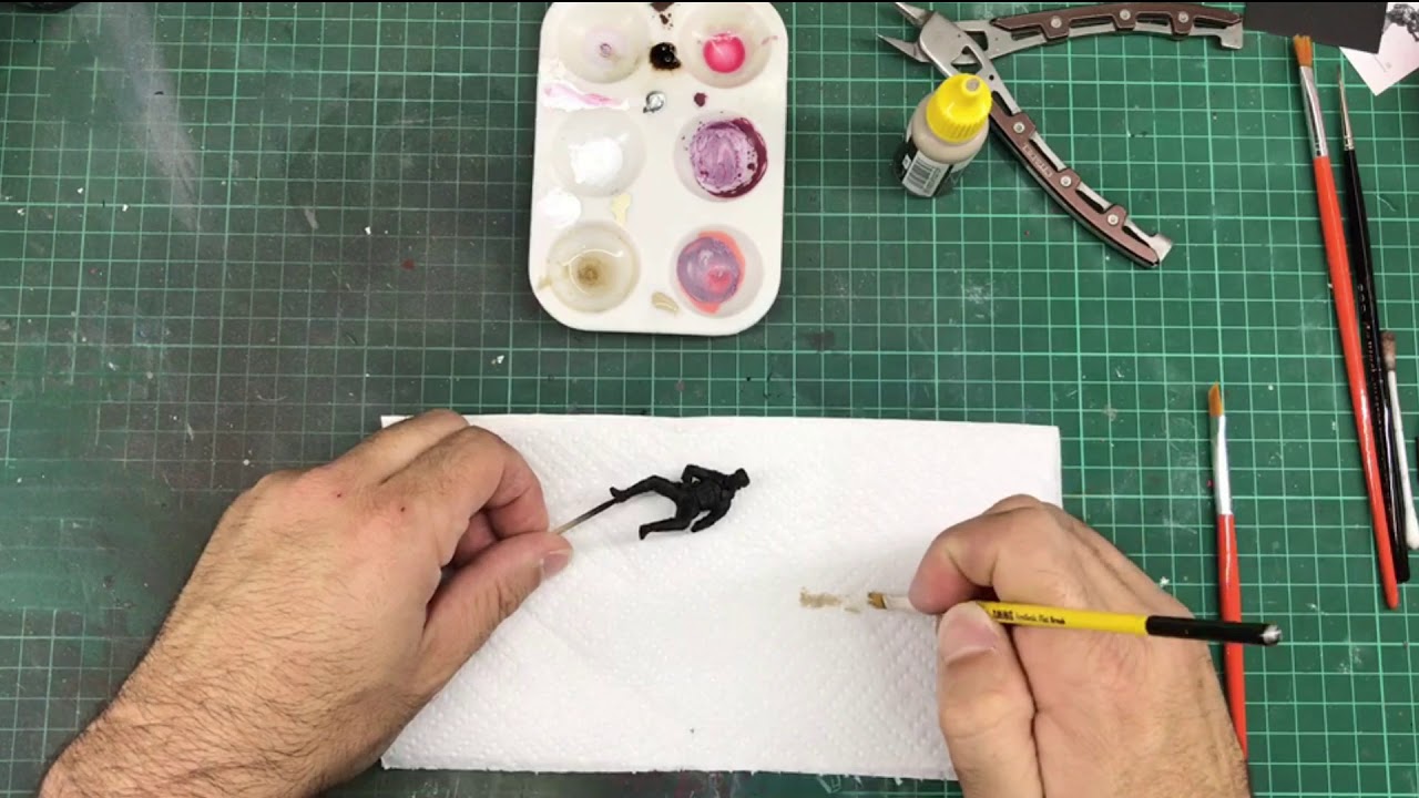 TUTORIAL PINCEL SECO. Detallado de relieves para tus maquetas o figuras
