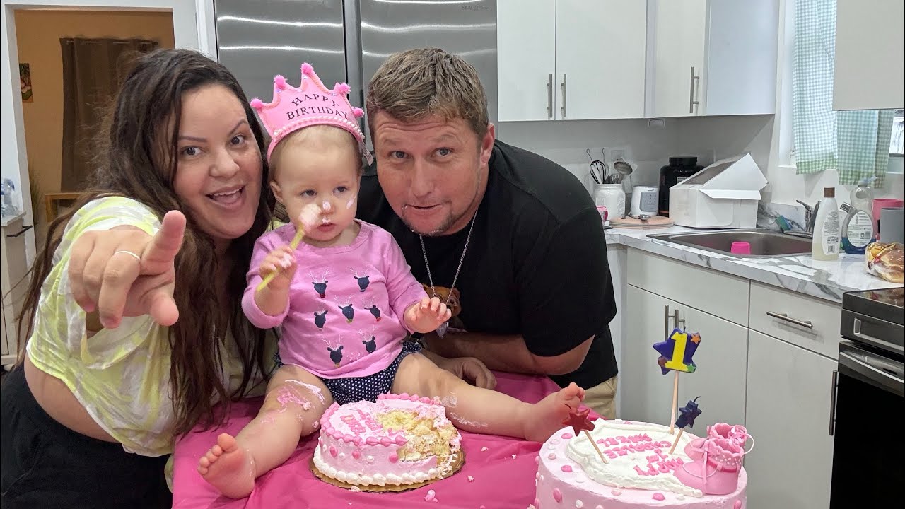 Minha bebê fez 1 ano - Happy birthday Adele 🎂