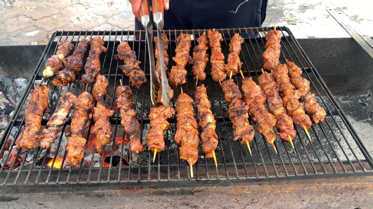 Шашлык из Говядины на деревянных шпажках. (&Ccedil;&ouml;p şiş)