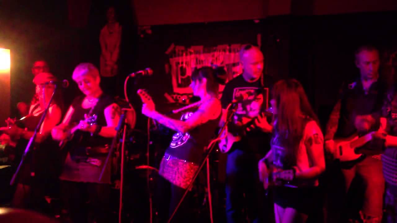 The pUKEs - Dismedley (Live at The Zombie Hut)