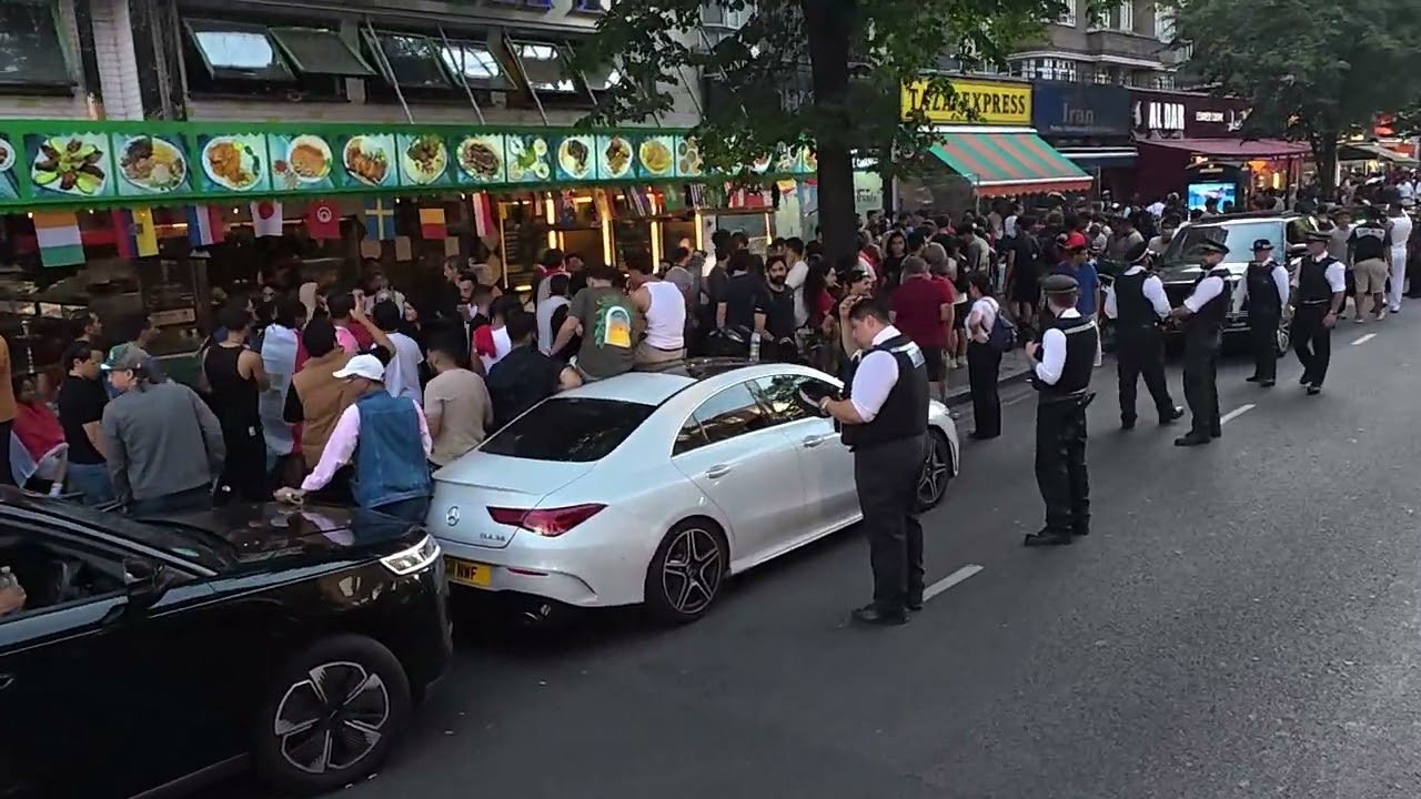 Hundreds of police officers deployed to Egypt v Argentina game in London Edgware Road 