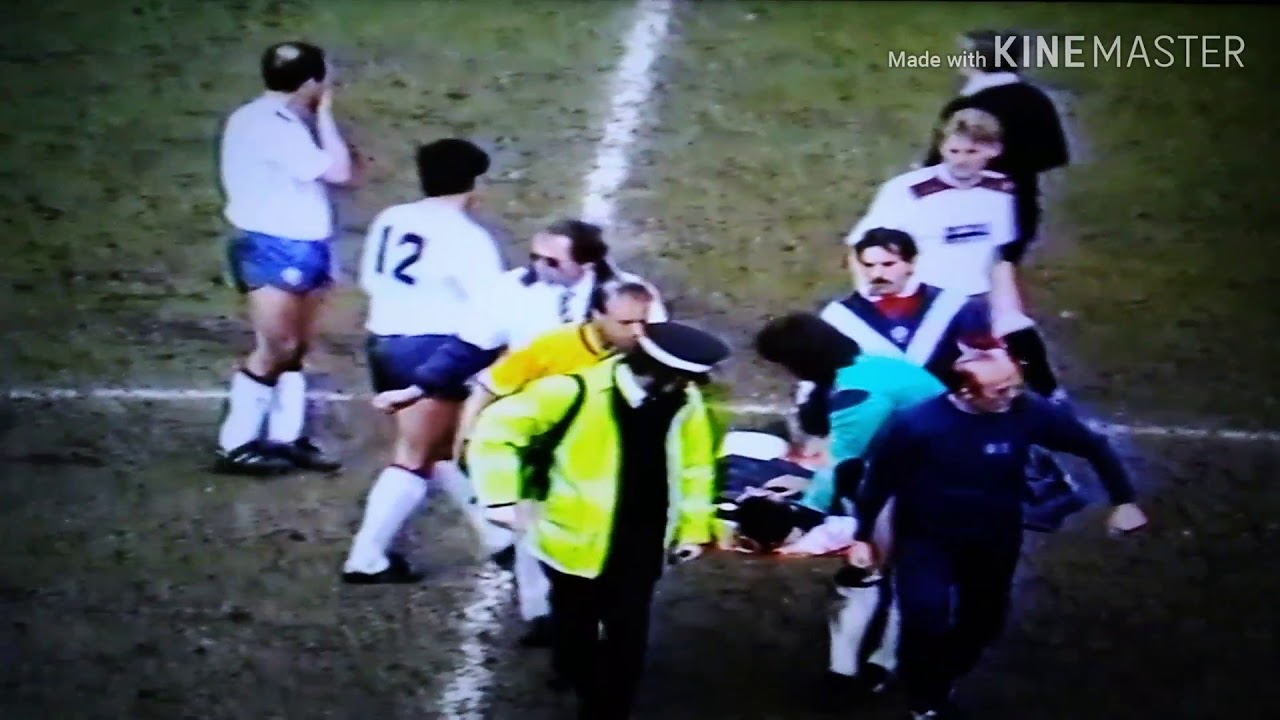 Bolton 2 Preston 1 in 1989/90