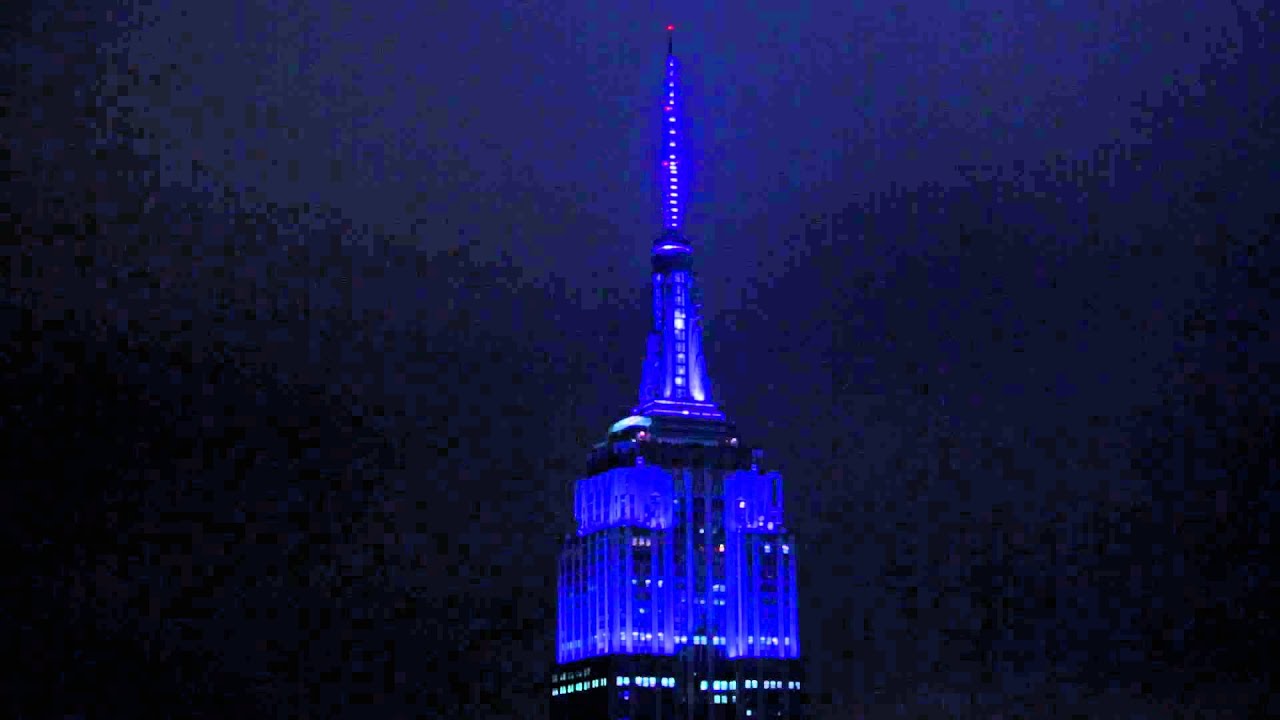 Empire State Building Holiday Light Show 2014 – Night 2
