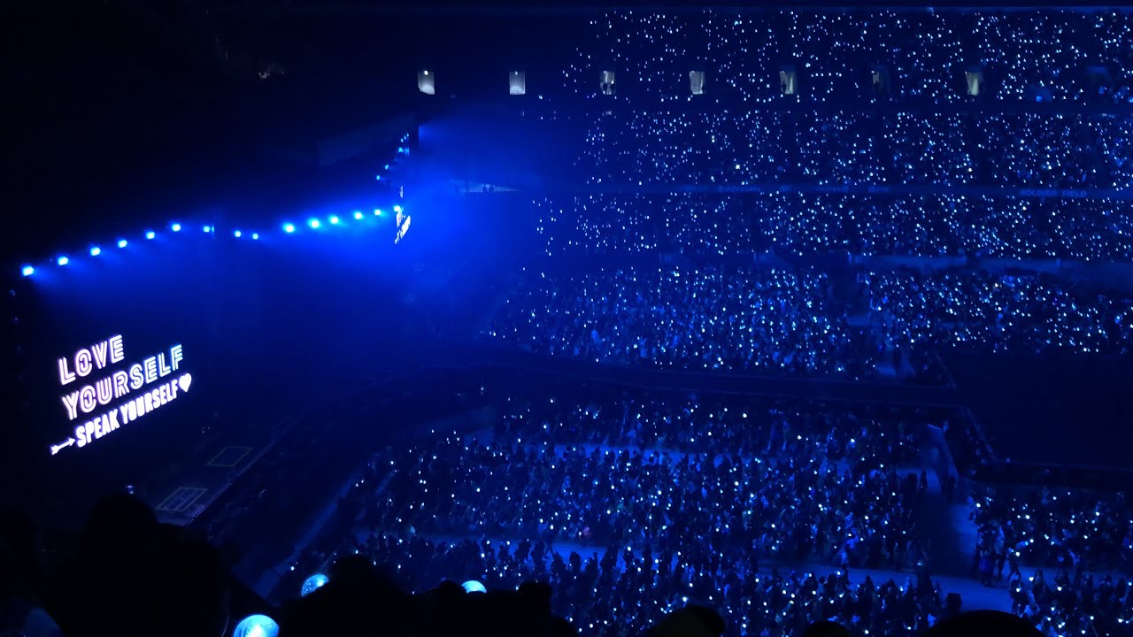 BTS Soldier Field D1 Concert Vlog!