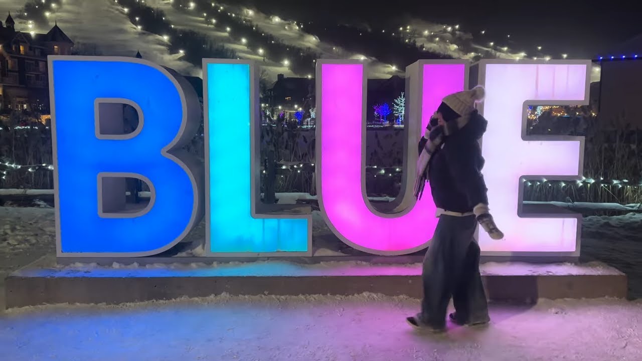 [4K] 🇨🇦 Christmas at Blue Mountain Ski Resort, Ontario 🇨🇦 ❄️☃️🧤🏂🎿🎅🛷🎄