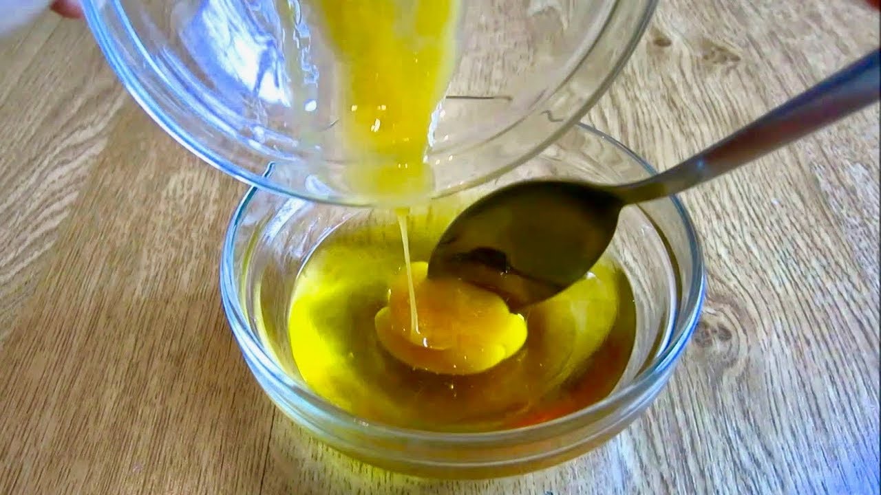 Mix Honey and Egg For Amazing Hair Treatment