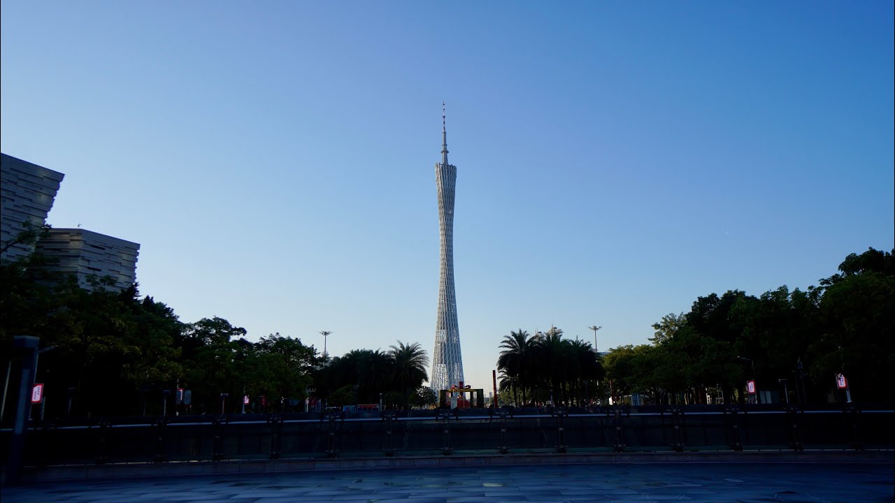 【广州漫步】庆祝一万订阅上广州塔｜Canton Tower｜广州新电视塔｜小蛮腰｜ Walk in GuangZhou [粤语中文字幕]