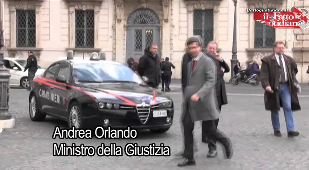Governo Renzi, l'arrivo dei ministri per il giuramento