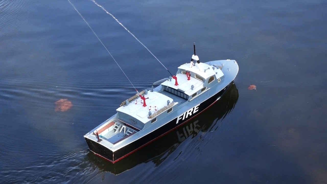 RAF Fire Tender.. Liverpool Model Boat Club